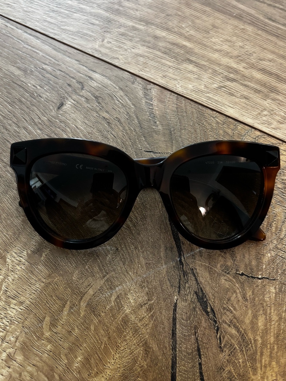 Authentic Valentino Tortoiseshell Cat Eye Sunglasses